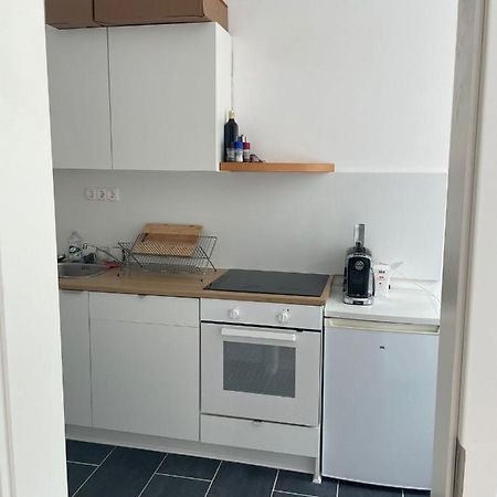 Small Apartment Near The Center Виена Екстериор снимка