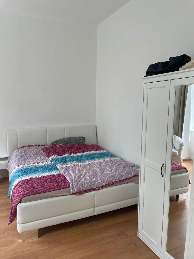 Small Apartment Near The Center Виена Екстериор снимка