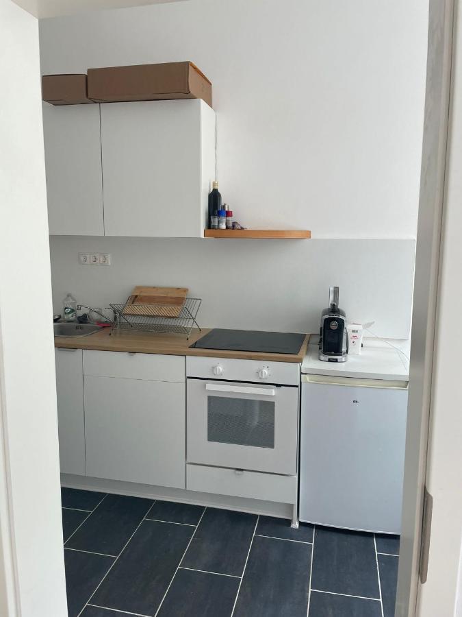 Small Apartment Near The Center Виена Екстериор снимка