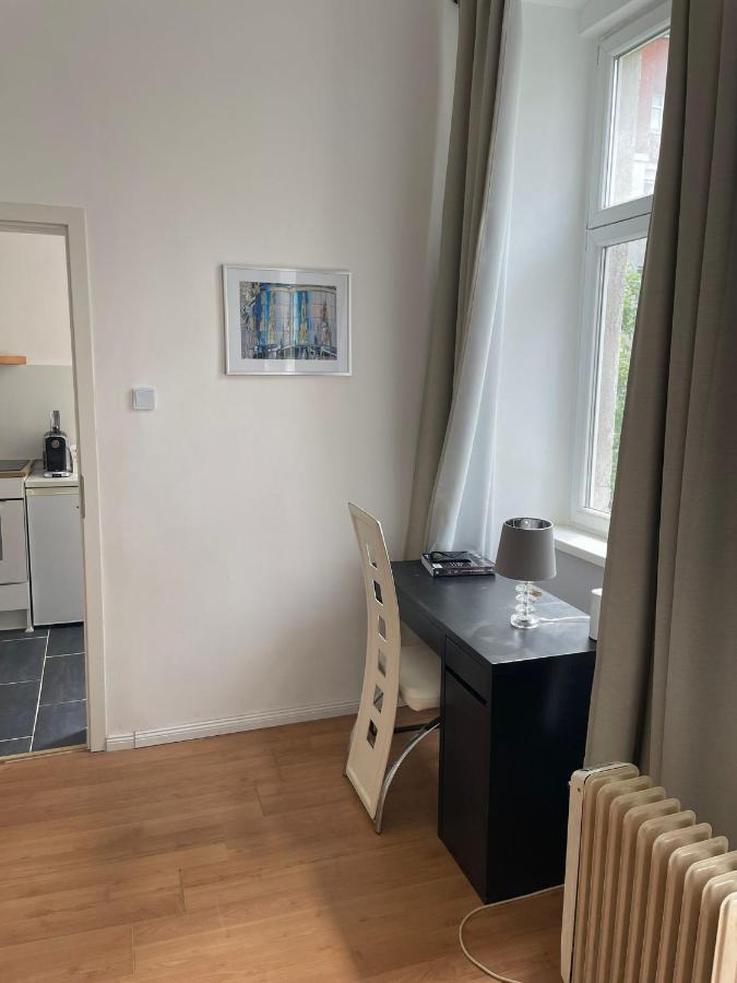 Small Apartment Near The Center Виена Екстериор снимка